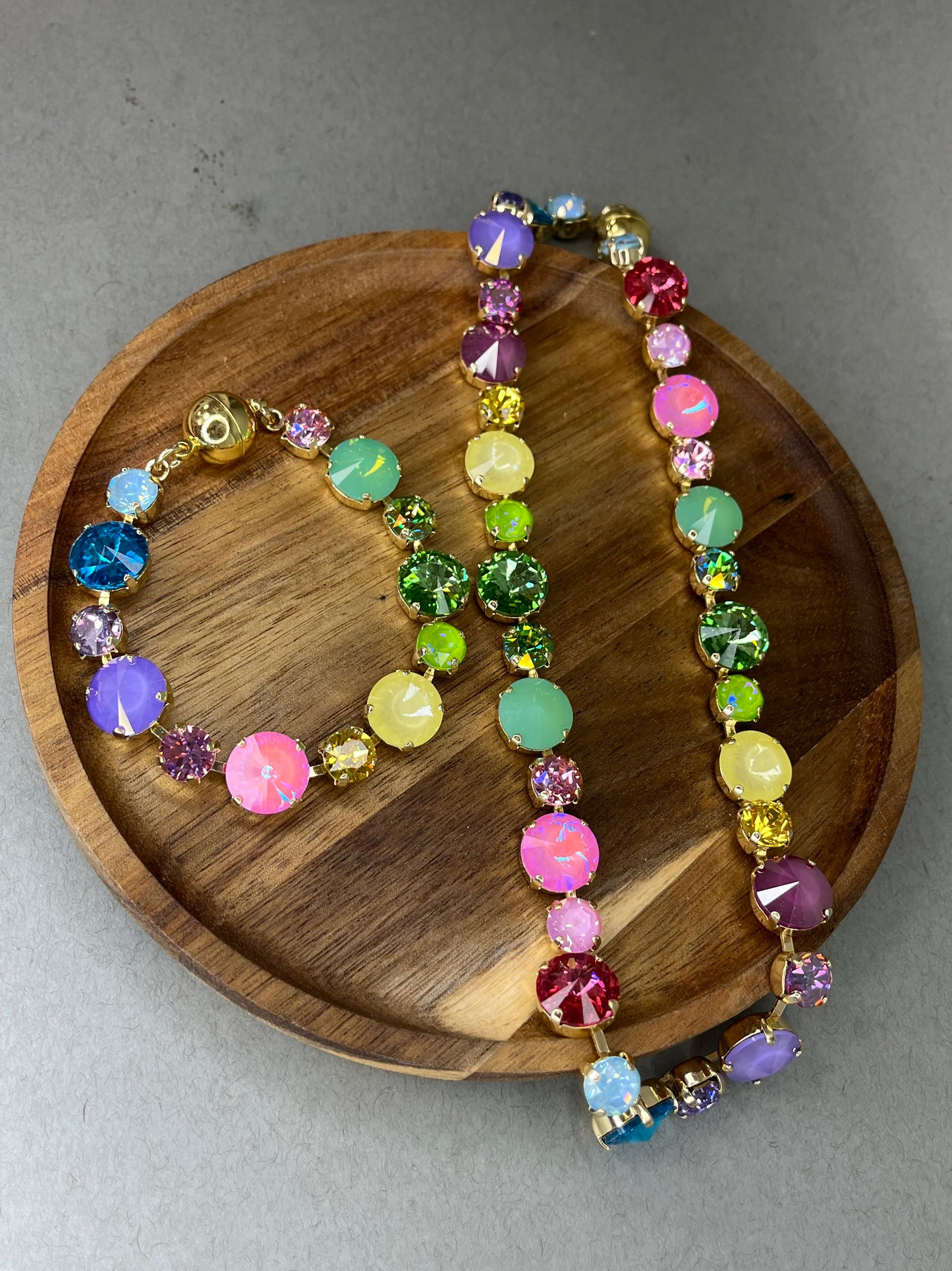 Magnetic Multi Size Crystal Bracelet- 3 colors