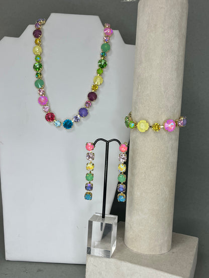 Magnetic Multi Size Crystal Necklace- 3 colors