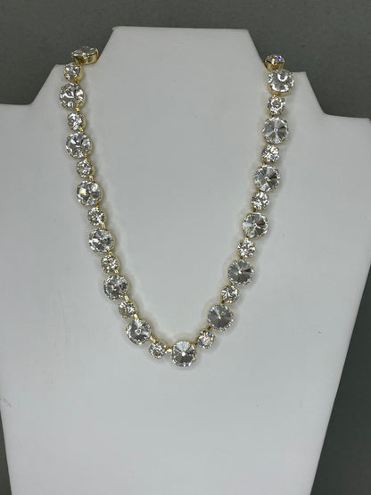 Magnetic Multi Size Crystal Necklace- 3 colors