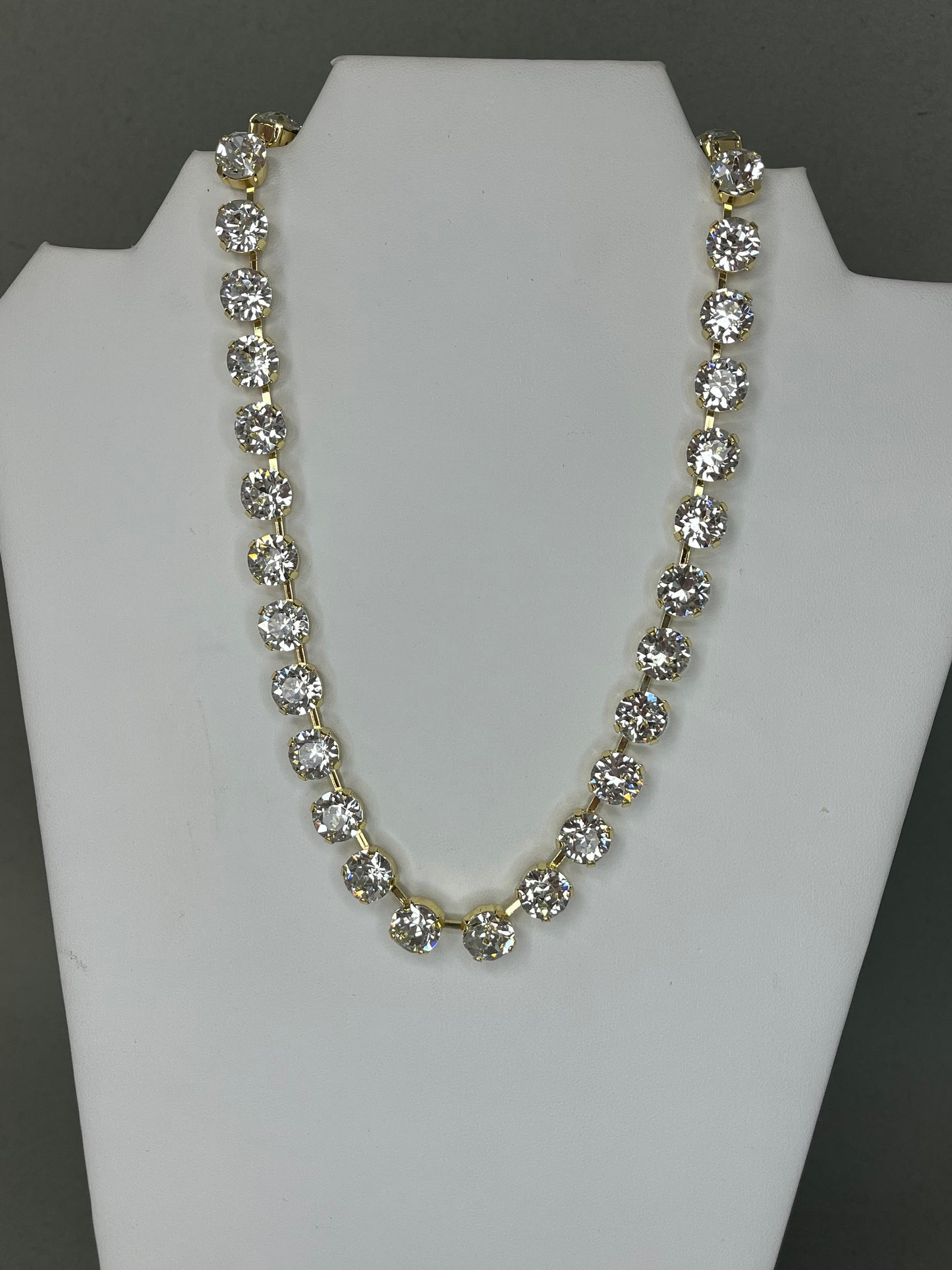 Magnetic Clear Crystal Necklace