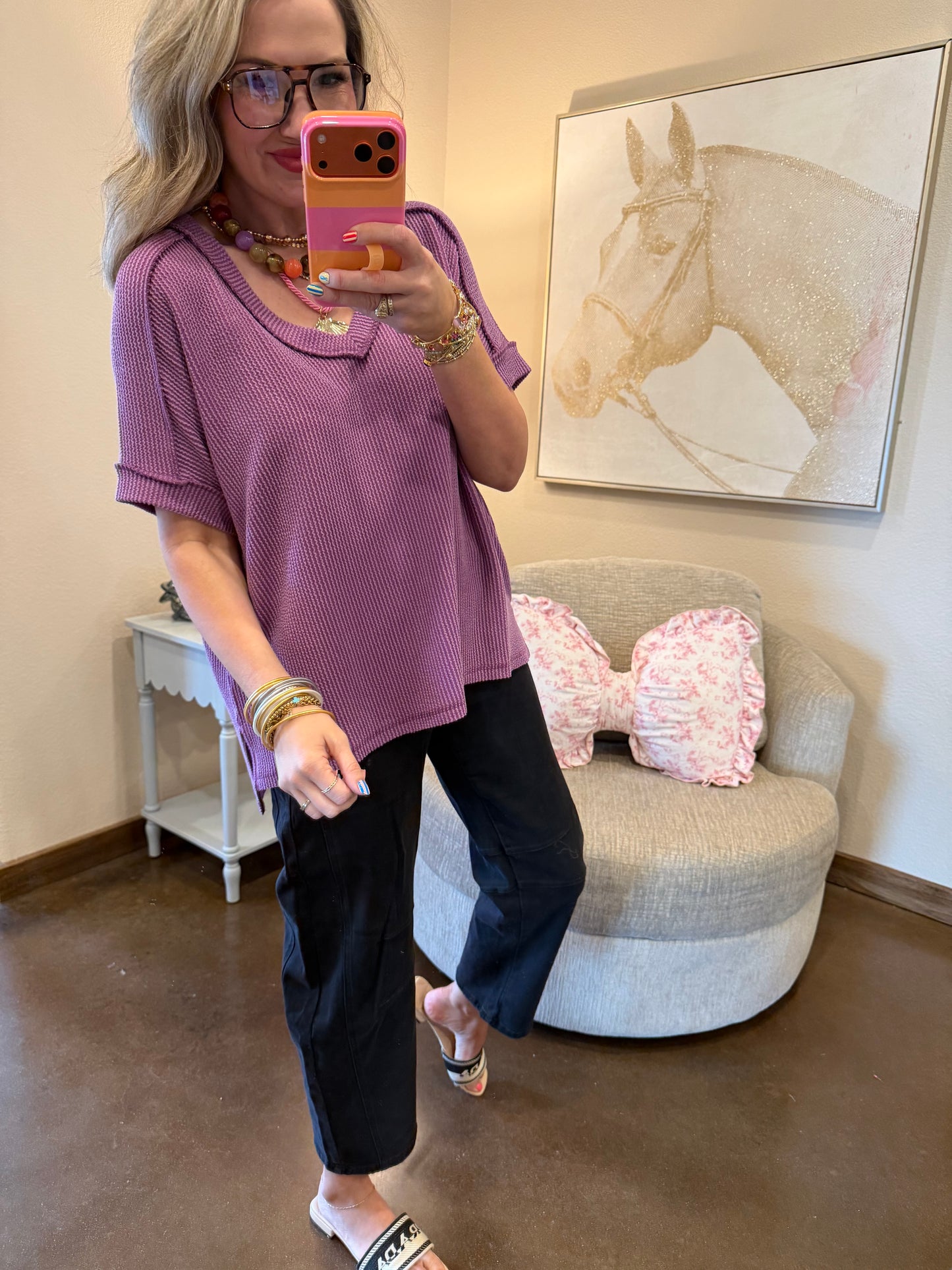 Light Plum Raised Rib Short Sleeve Hi Low V Neck Top