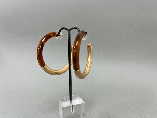 Tortoise Shell & Gold Hoops