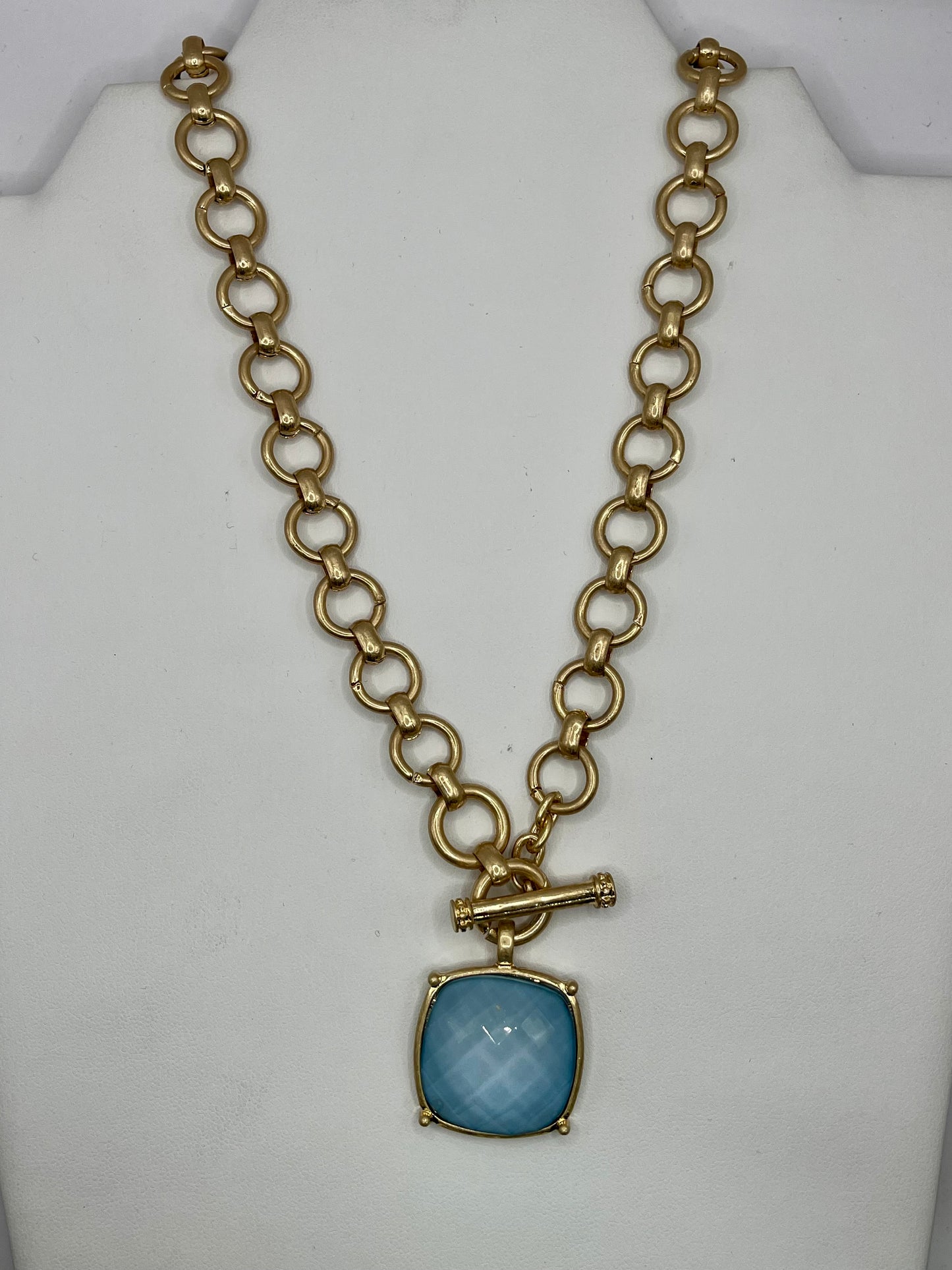 Blue Stone Drop Down Gold Necklace