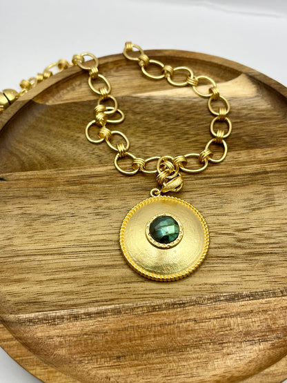 Antique Luxe Circle Pendant with Green Stone Necklace