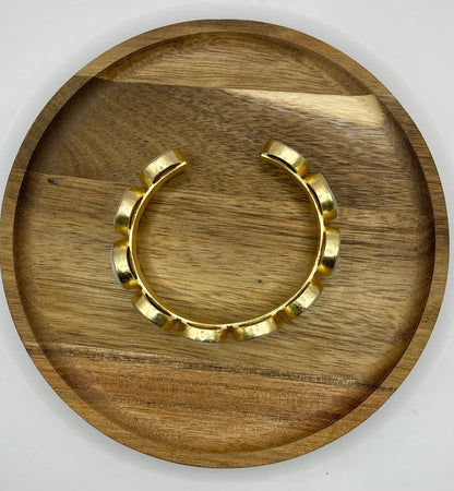 Antique Luxe Iridescent Oval Stone Cuff Bracelet