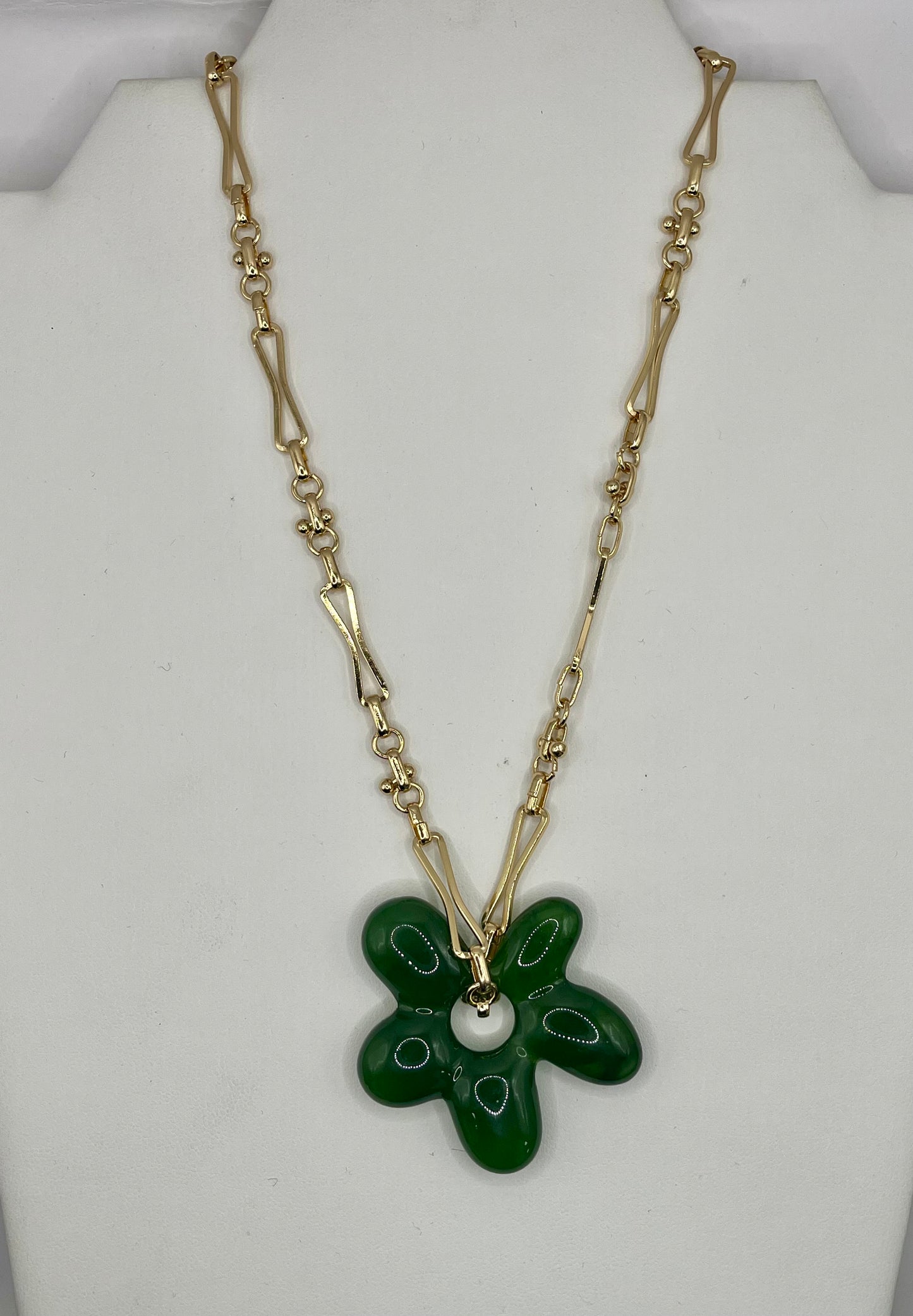 Acrylic Flower Necklace- 2 Colors