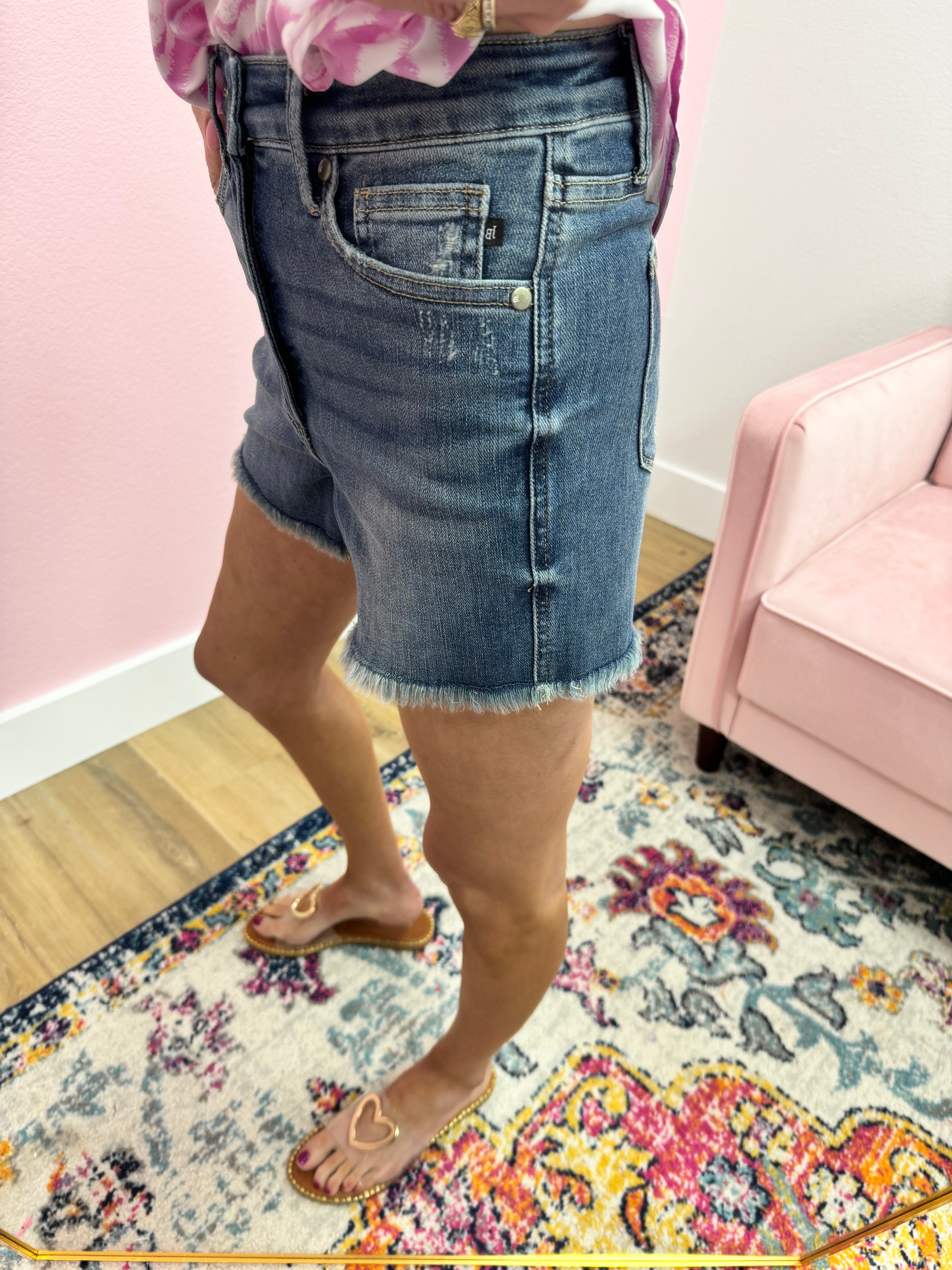 Judy Blue Tummy Control Frayed Hem Shorts