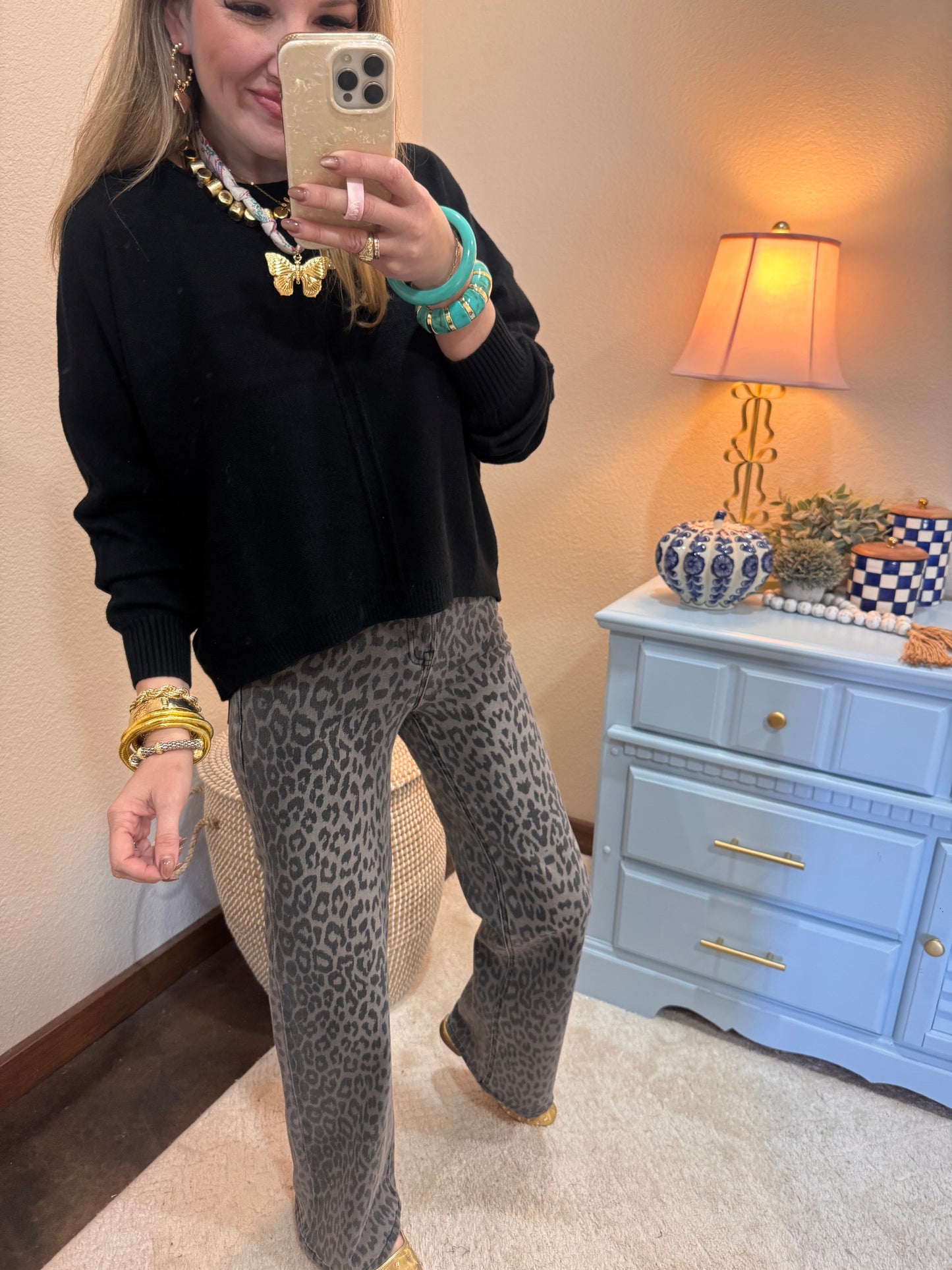 Black Viscose Front Seam Round-Neck Sweater