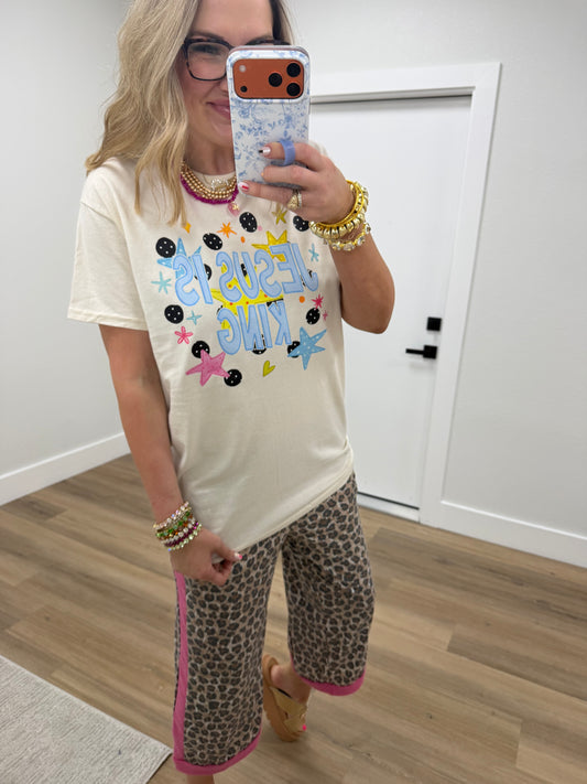 Jesus is King Graphic Tee