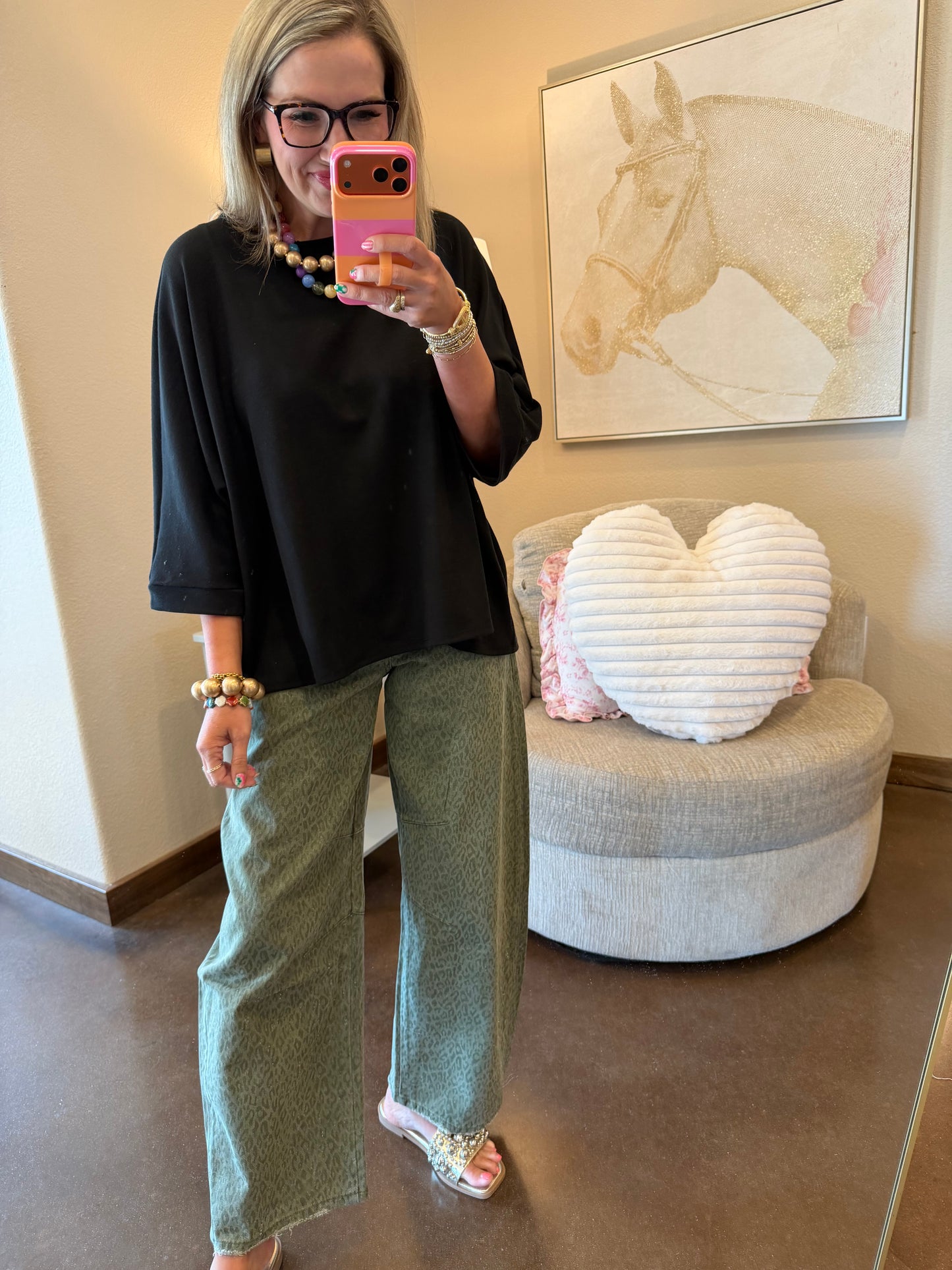 Black Wide Arm 3/4 Sleeve Top