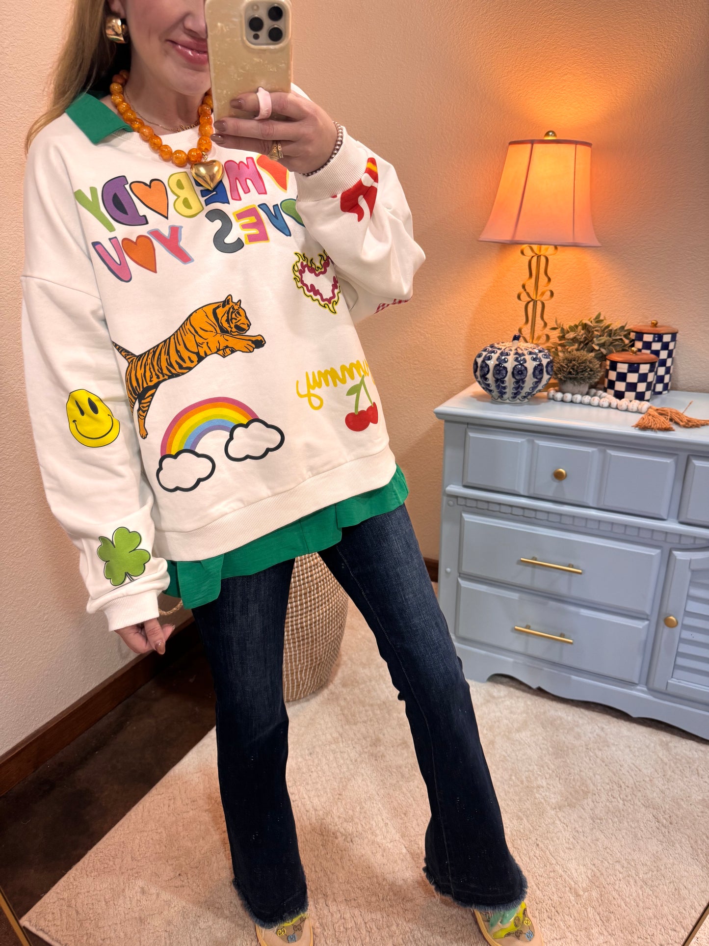 Somebody Loves You Graphic Sweatshirt