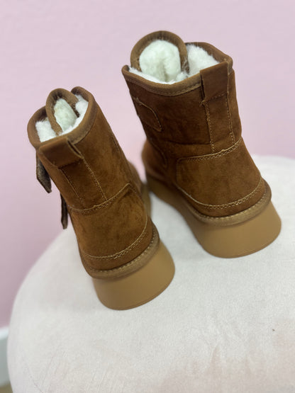 Platform Sherpa Double Strap Boot