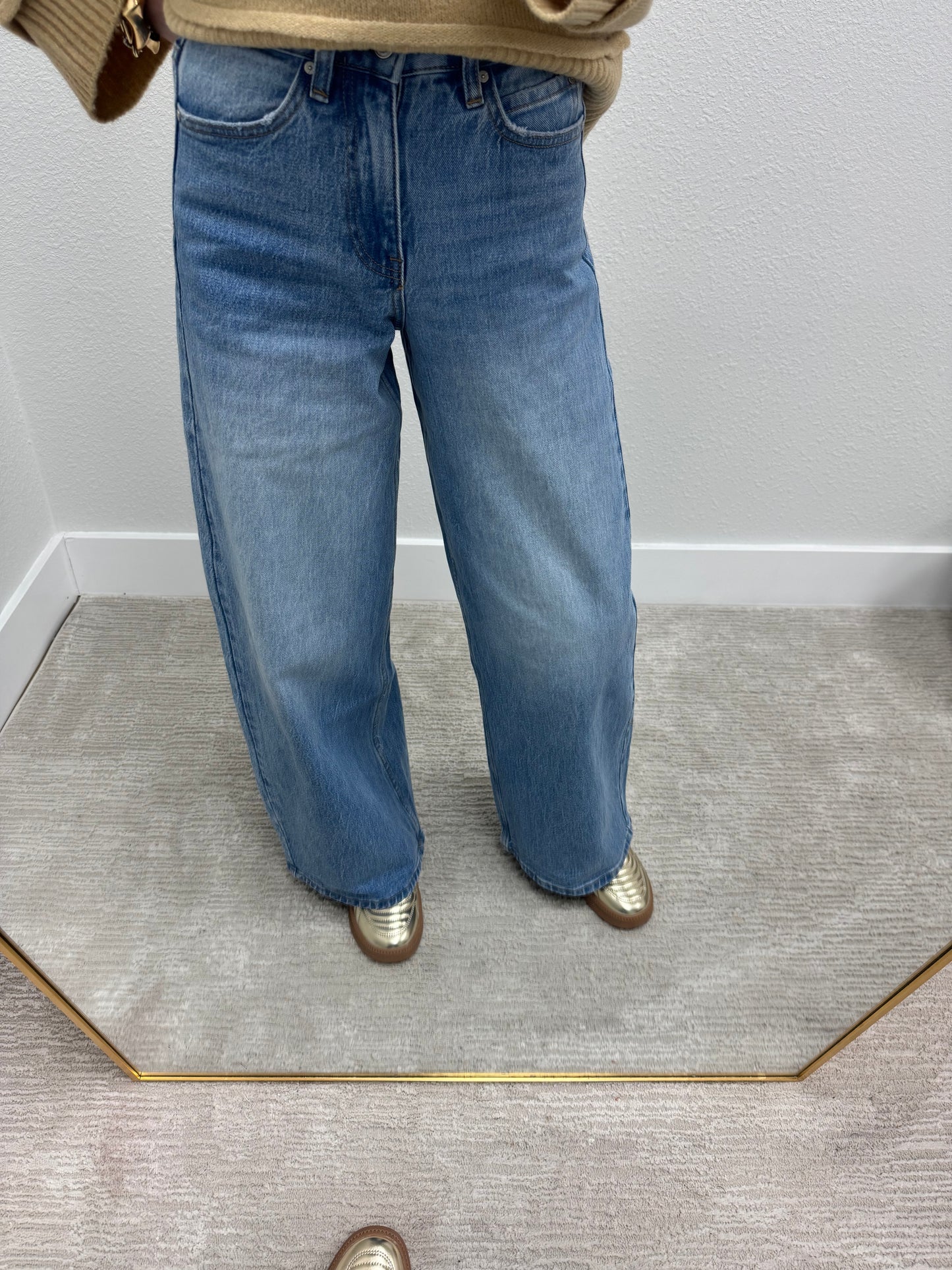 Light Wash High Rise Wide Leg Jean FS