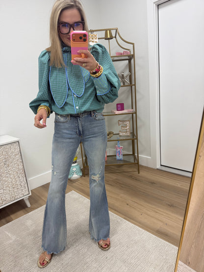 Judy Blue Medium Wash Distressed Knee Flare Jeans