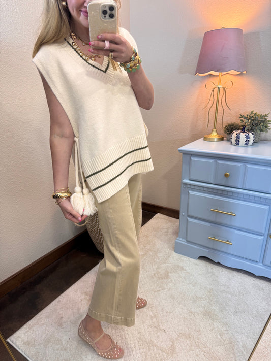 Cream Tassel Detailed Sweater Vest Top