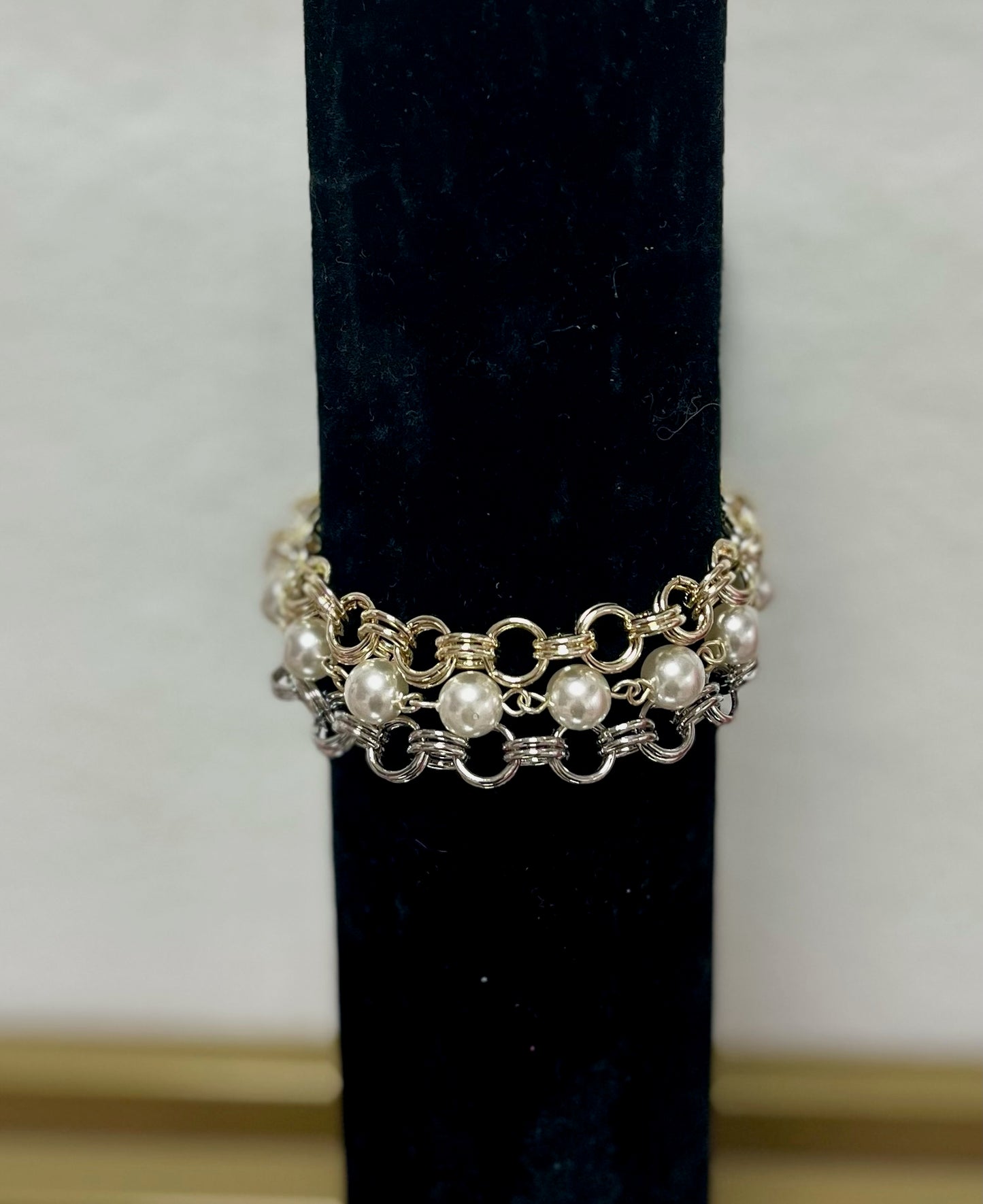 IP22 Double Tone and Pearl Gold Link Magnetic Bracelet