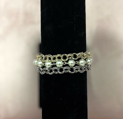 Double Tone and Pearl Gold Link Magnetic Bracelet