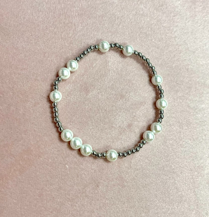 Luxe Silver Pearl Bead Bracelet Style B