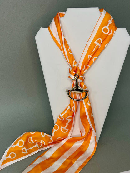 Large Horsebit Scarf Necklace- 3 colors
