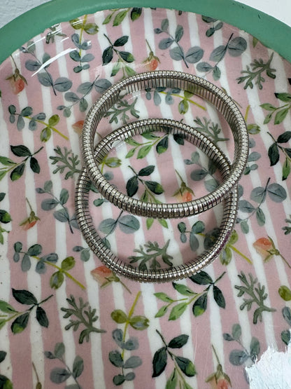 Set of 2 Silver Bangle Bracelets