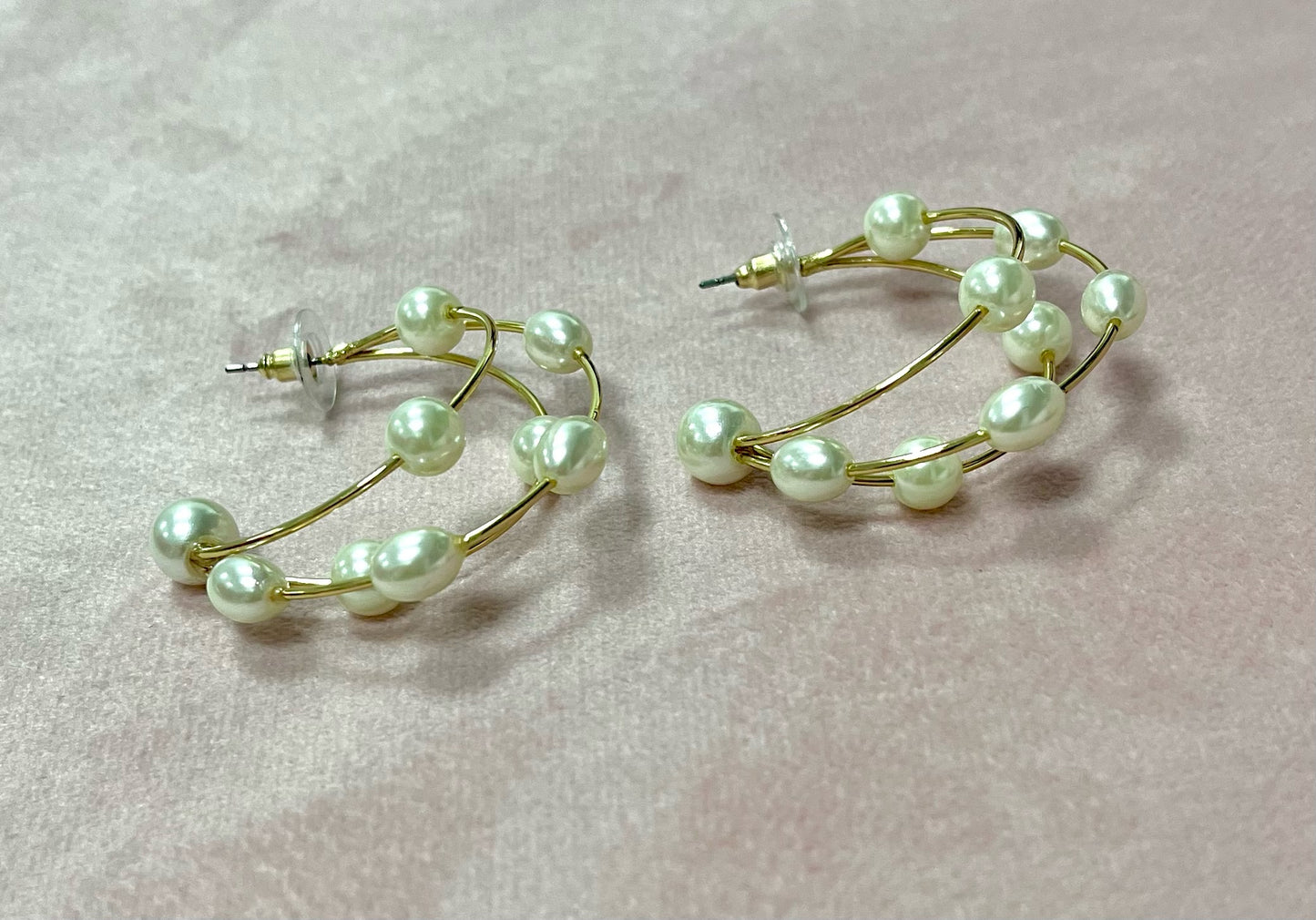 Triple Spaced Hoop Pearl FS