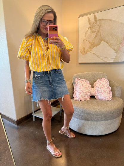 Yellow Bubble Front Tie Puff Sleeve Top