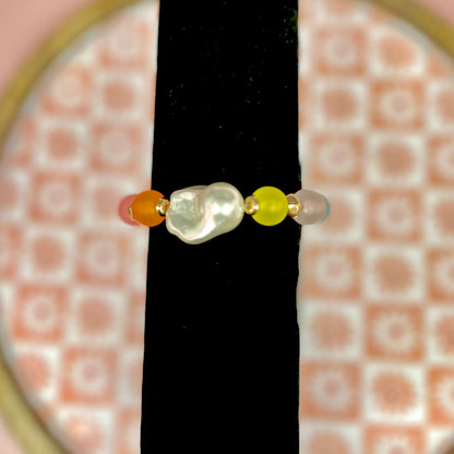 Colored Sea Glass Bead Bracelet with Freshwater Pearl