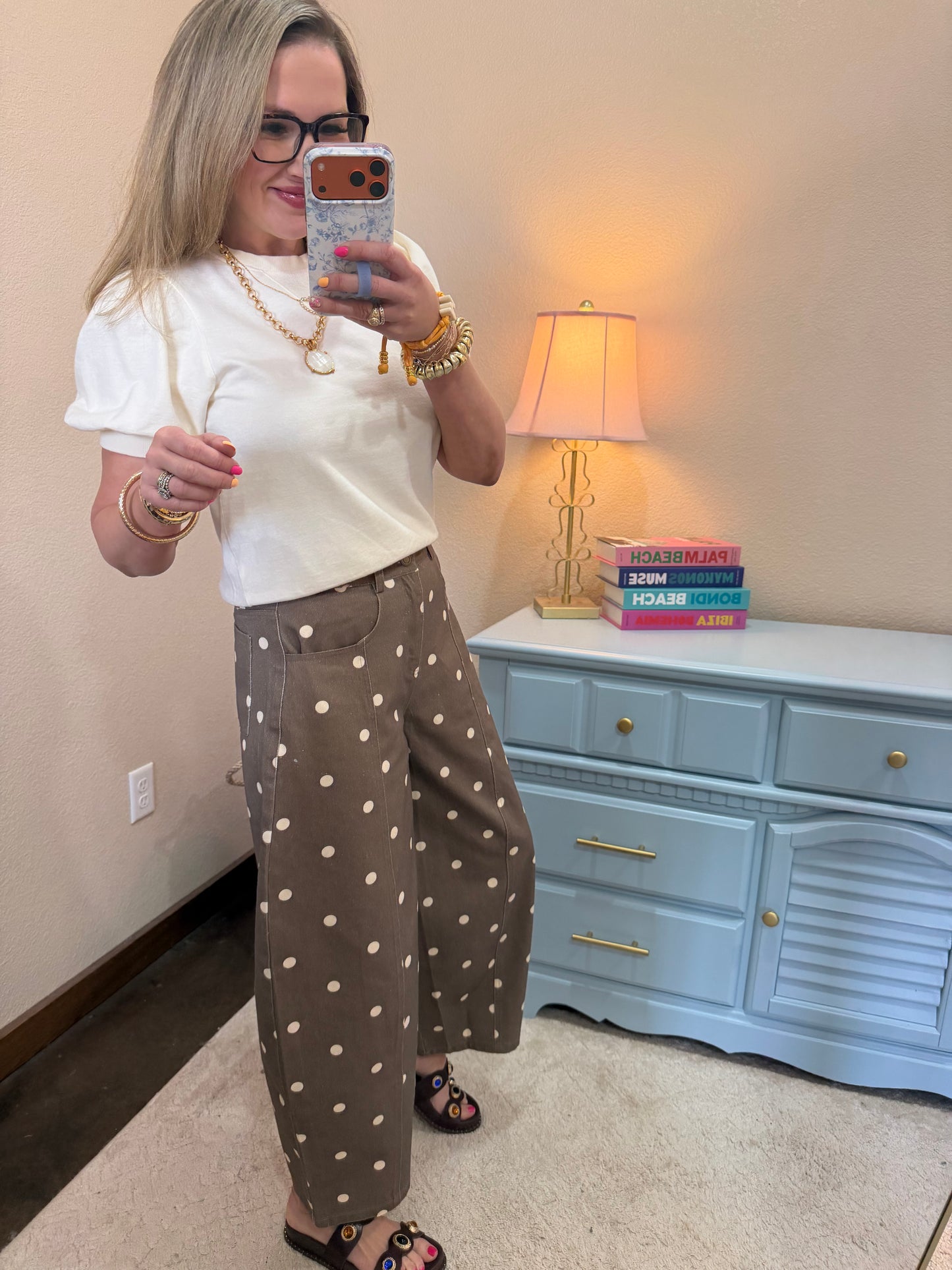 Cream Puff Sleeve V-stitch Crew Neck Top