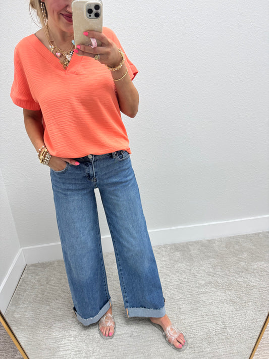 Coral Poly Woven V-neck Short sleeve