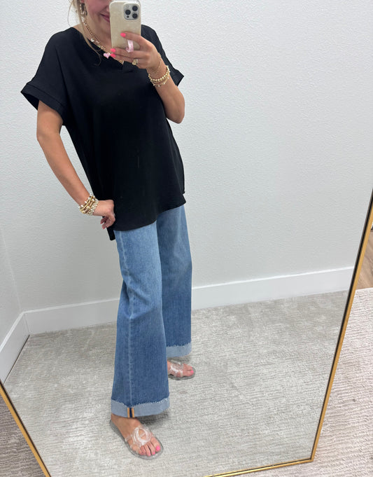 Black Poly Woven V-neck Short sleeve