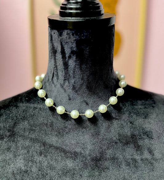 Large Pearl on Dainty Gold Chain Magnetic Necklace