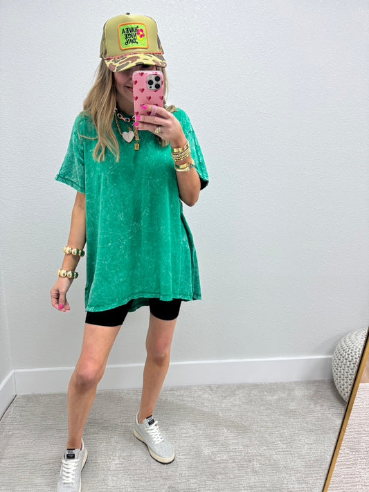 Kelly Green Oversized Mineral Washed High Low Short Sleeve