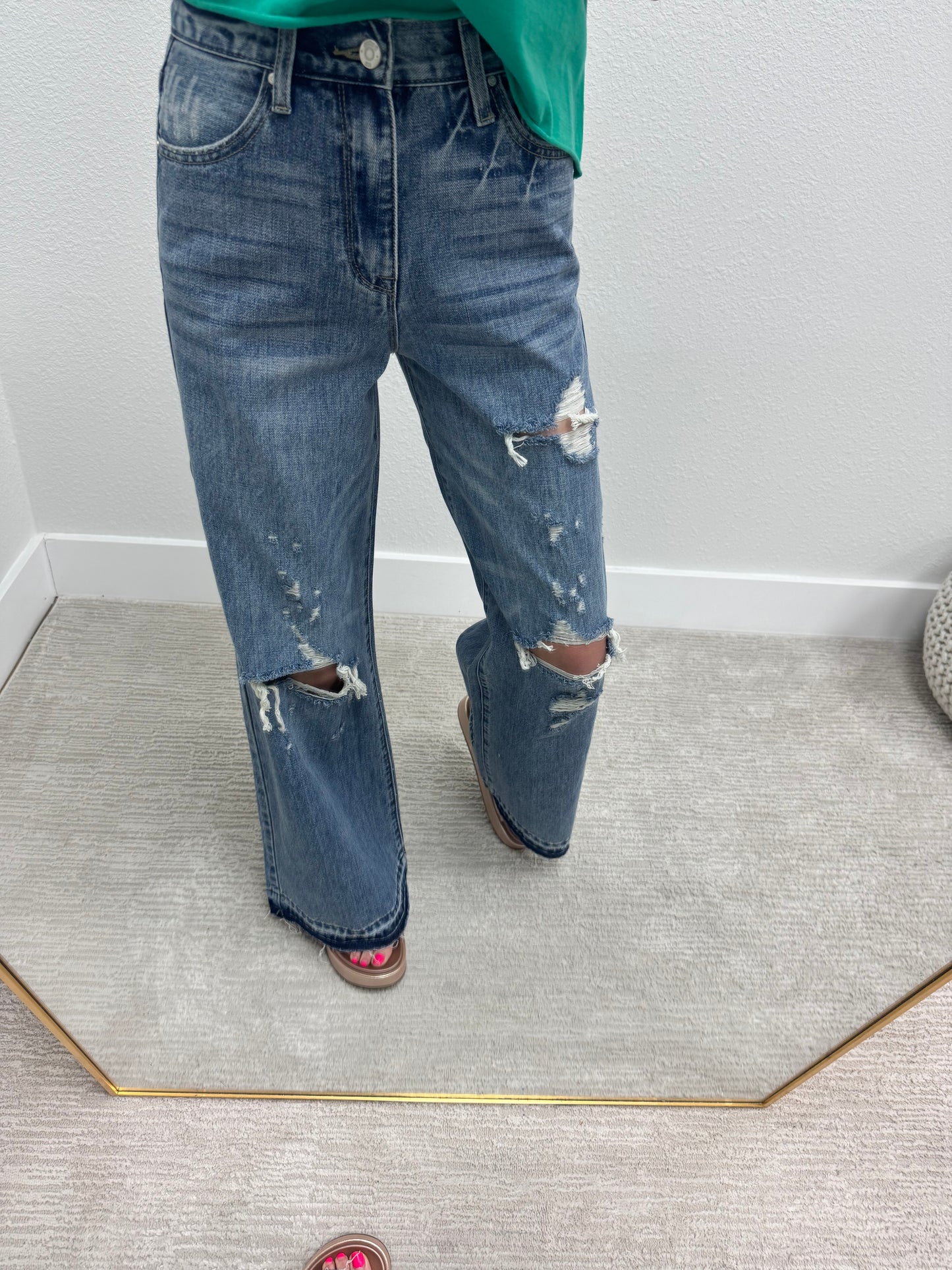 Distressed High Rise Vintage Wide Leg Jeans