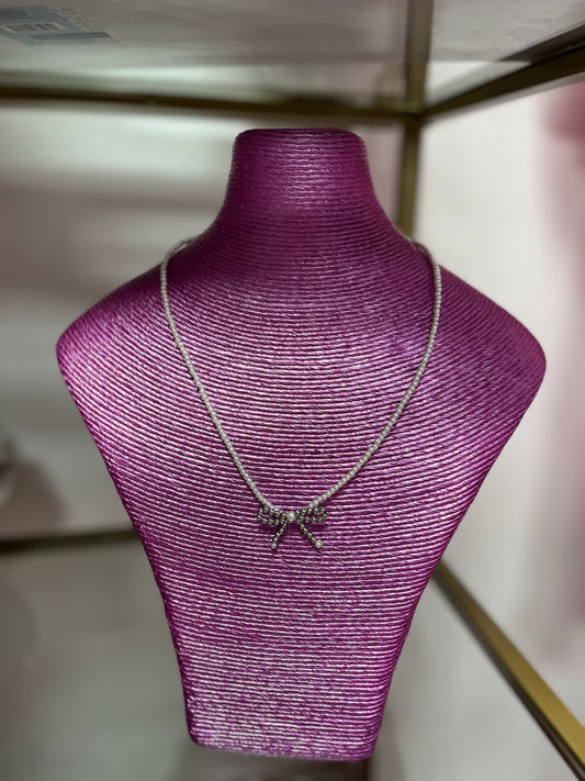 Pearl Necklace with Silver Bow