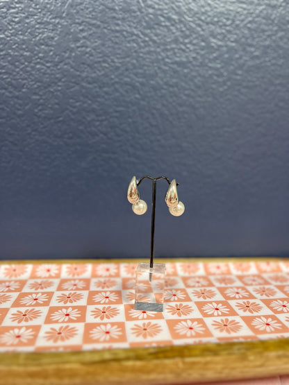 Teardrop Earring with Pearl Ball (Gold & Silver)
