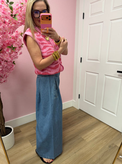 Pleated Seam Detail Wide-Leg Denim Pant