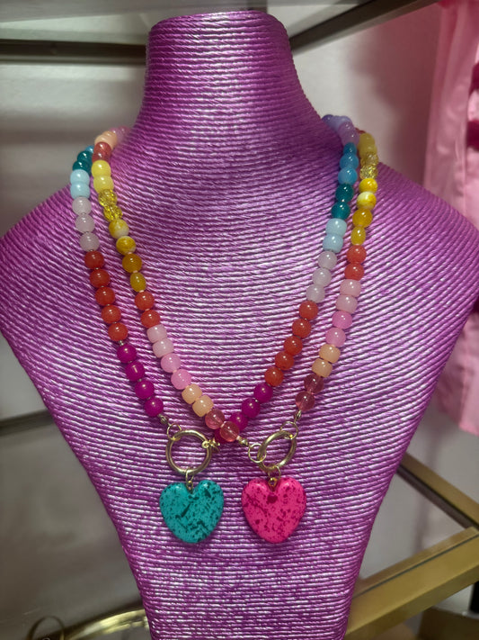 Colored Bead With Colored Heart Necklace (2 colors)