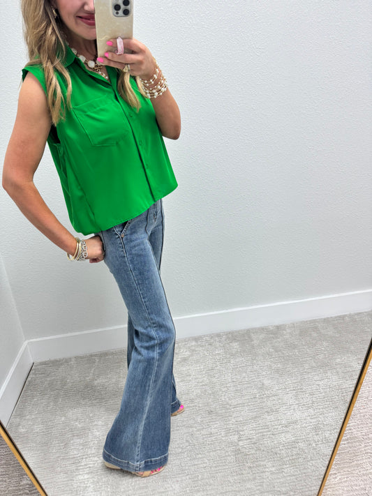 Kelly green Sleeveless Collared Bubble Back Top