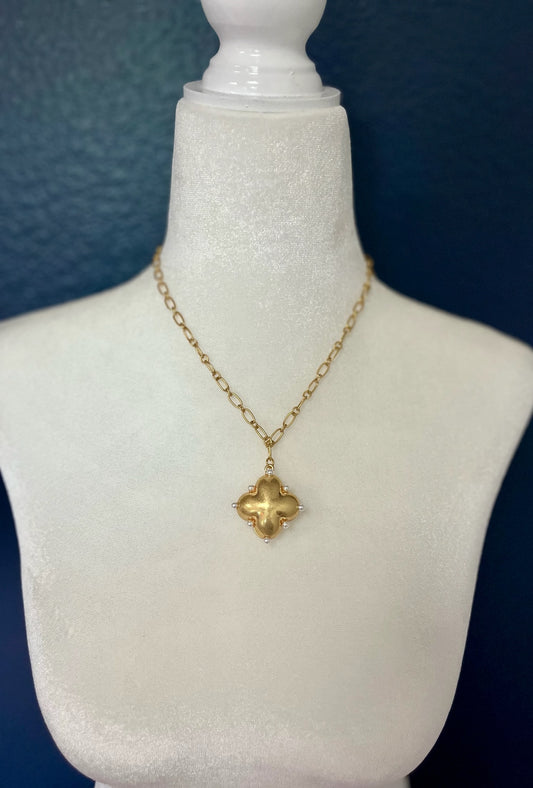 Vintage Puffy Clover Necklace