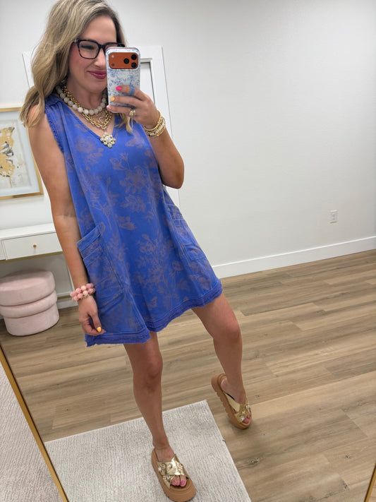 Blue Floral Printed Front Pocket V-Neck Dress