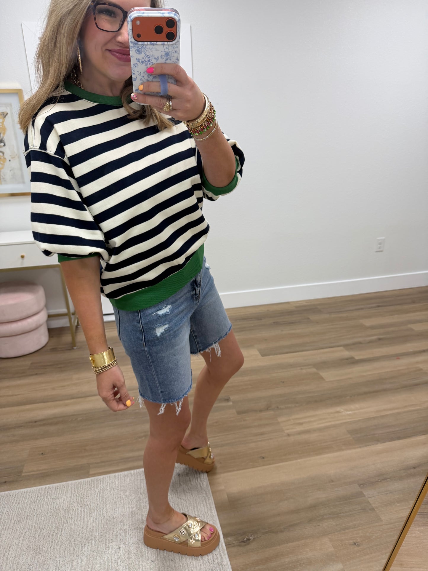 Navy Stripe Round Neck Bubble Sleeve Sweatshirt