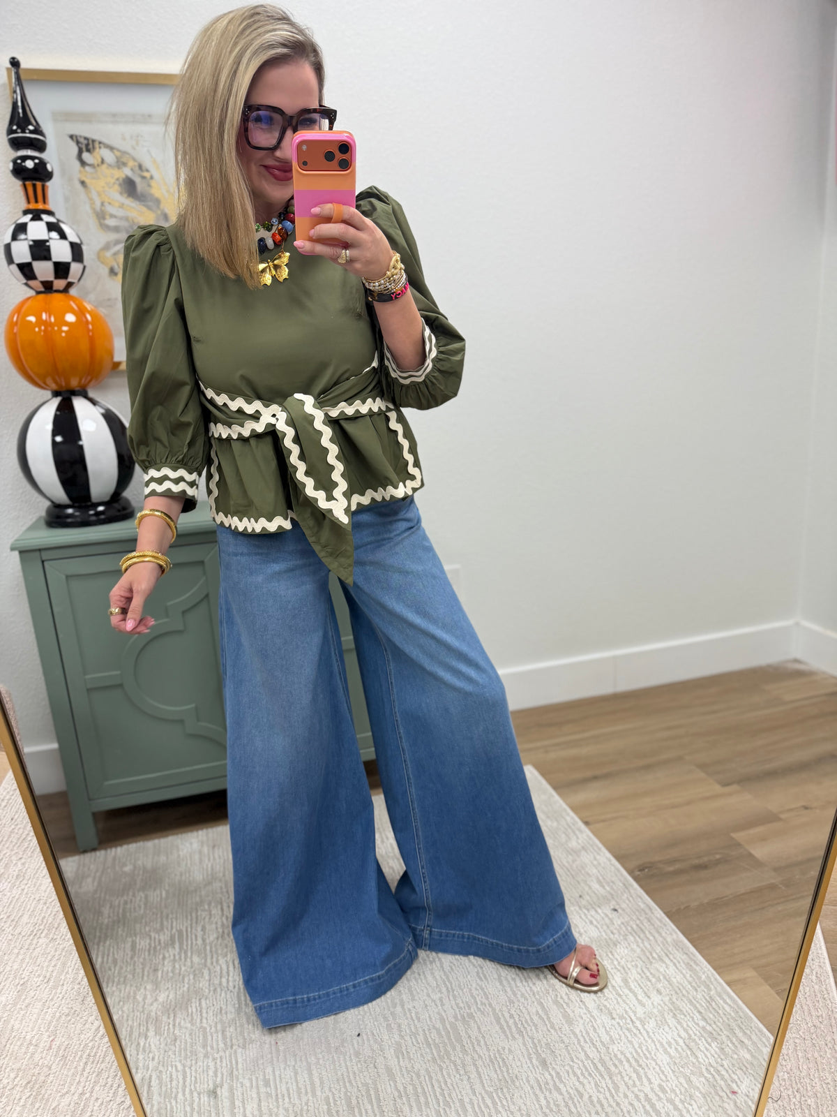 Olive ¾ puff Sleeve Ric Rac Detailed Top with Bow