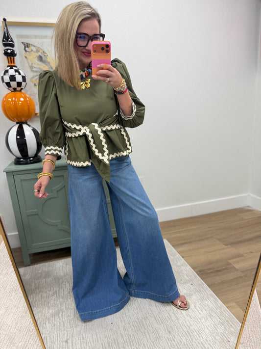Olive ¾ puff Sleeve Ric Rac Detailed Top with Bow