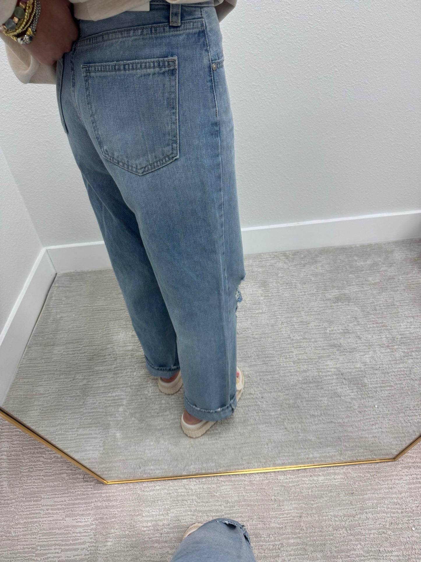JBD Light Wash Dad Style Distressed Knee Jean