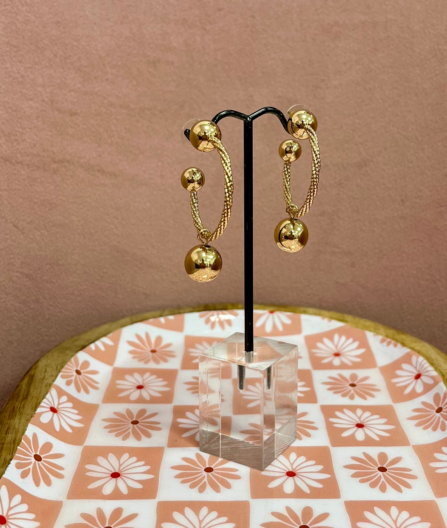 Twisted Thick Ball Hoop (silver and gold)