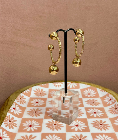 Twisted Thick Ball Hoop (silver and gold)