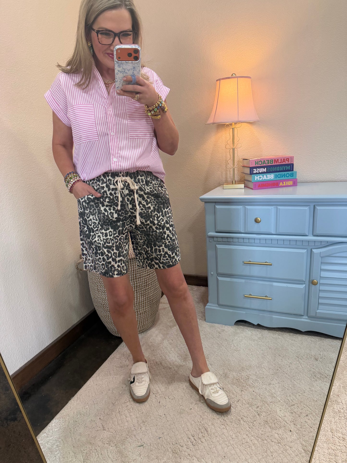 White Leopard Printed Drawstring Shorts FS