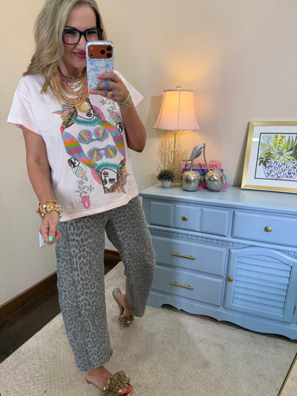 Queen of Sparkles Light Pink Queen of the Sea Card Tee
