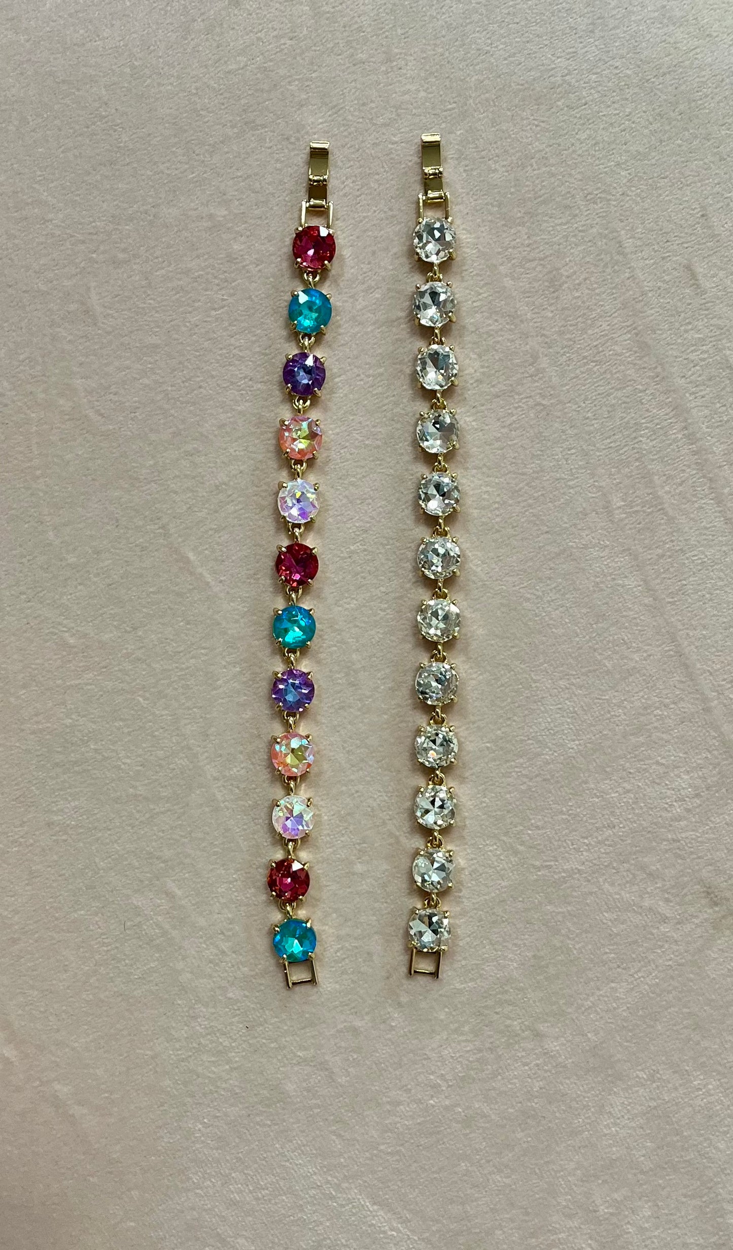 Round Crystal Bracelet (2 colors!)