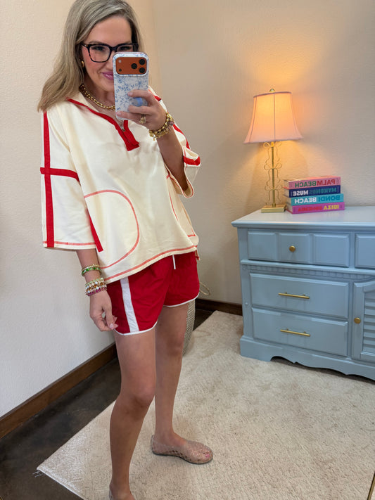 Cream & Red Circle Graphic Half Sleeve Top